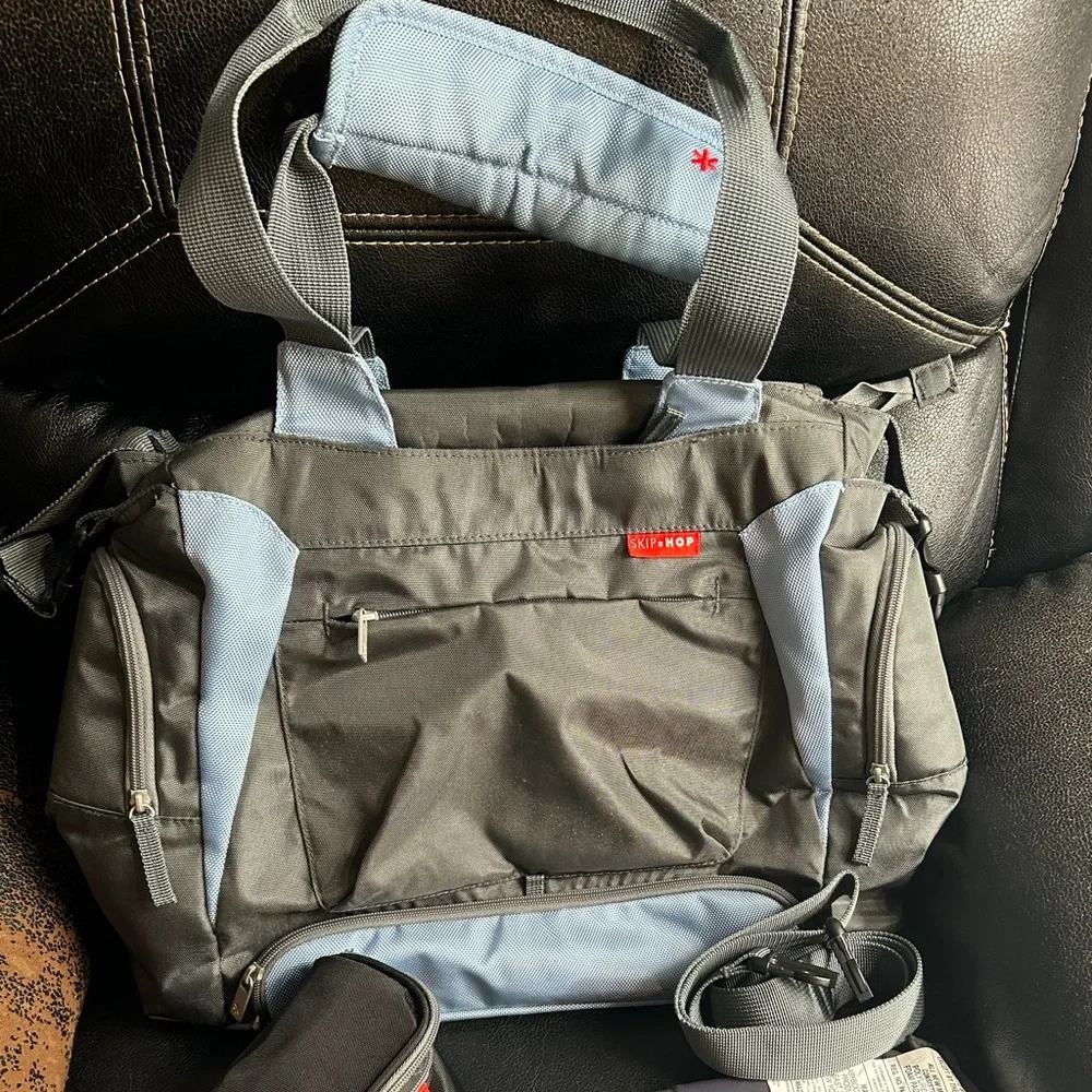 Skip Hop Black and Gray Diaper Bag